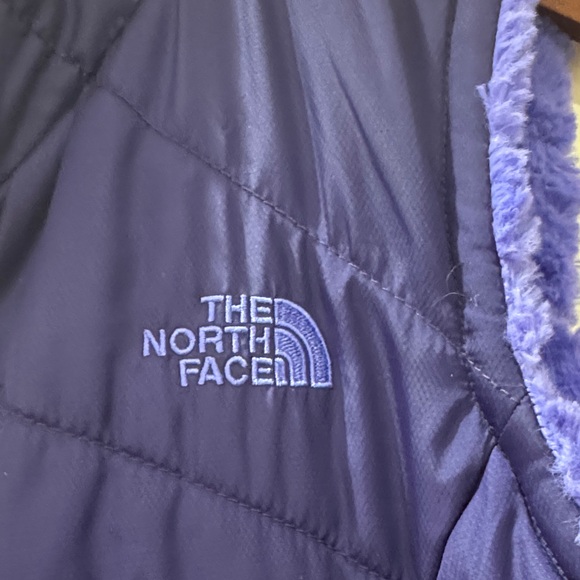 The North Face Women's Purple Quilted reversible Vest size M - Picture 2 of 9
